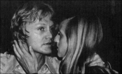 Sur cette photo, Claude est en compagnie de...