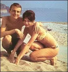 Sur cette photo, Claude est en compagnie de...