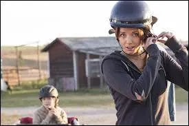 Sur quoi Lou est-elle monte ?