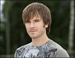 Pourquoi Amy en veut  Ty dans la saison 2 ?