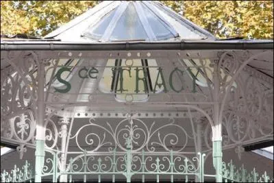 Son dada : les participes passs. Nous allons ensuite prendre les eaux aux sources de Tracy pour nous rgnrer aprs ses quizz ardus sur la langue franaise. Son pseudo nigmatique se calcule.