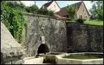 Clbre depuis 1731, les eaux de la fontaine Saint Lger de Montbouton guriraient ...