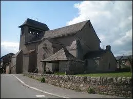 Voici l'glise Saint-Pierre de la commune Aveyronnaise de Canet-de-Salars. Elle se situe en rgion ...