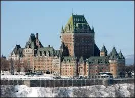 Quel est ce monument qui se situe au Qubec ?