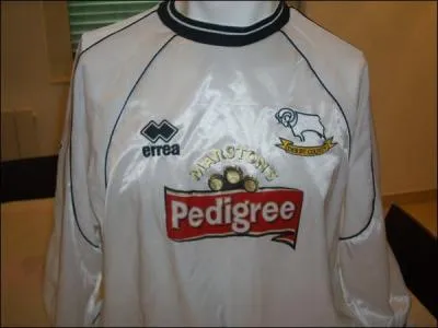 A quelle quipe appartient ce maillot?