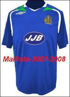 A quelle quipe appartient ce maillot?