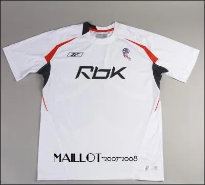 A quelle quipe appartient ce maillot?