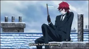 Toujours pendant son examen, quelle arme avait-il ?