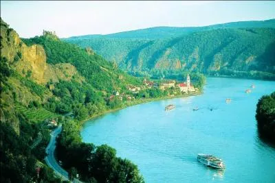 O le Danube prend-il sa source ?