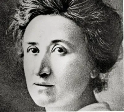 Troisime chapitre,  Socialisme, communisme et syndicalisme en Allemagne depuis 1875 . Par quel parti l'une des dirigeantes du parti communiste allemand (KPD), Rosa Luxemburg, fut-elle assassine en 1919 ?