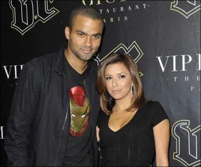 Combien de temps a-t-elle �t� mari�e au basketteur Tony Parker ?