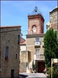 Nous sommes dans le centre de la commune languedocienne de Palau-del-Vidre. Nous sommes donc dans le dpartement ... .
