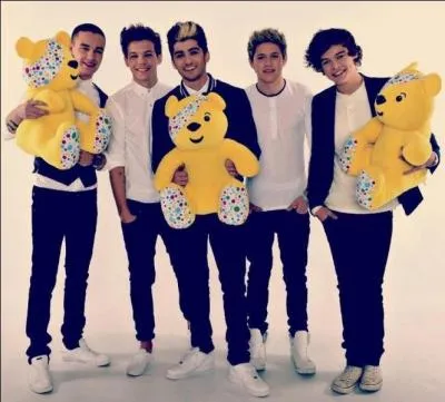 Quelle est cette chanson :  Do you remember summer 'O9, Wanna go back there every night, Juste can't lie it was the best time of my life. .   ?