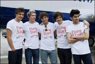 Qui chante :  Making them drool down their chinny-chin-chins, Baby be mine tonight, mine tonight...   ?