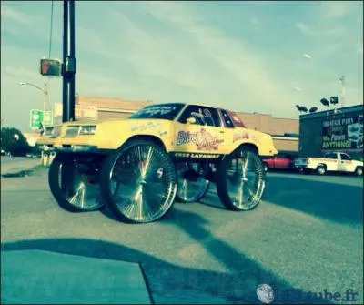 Anciennement, le mtier d'enjoliveur existait :