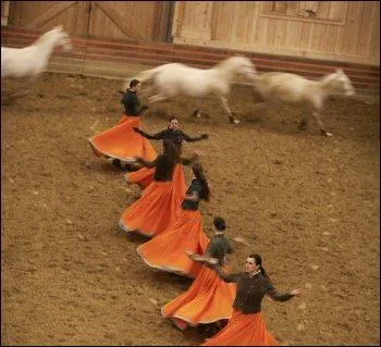 Clment Marty appel ... est un cuyer, pdagogue fondateur d'un spectacle questre magnifique.