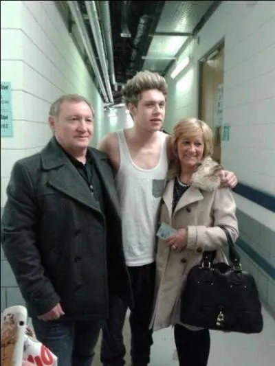 Comment s'appelle le beau-pre de Niall ?