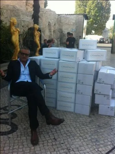 Depuis quelle anne joue-t-il le rle du commandant Marquand dans la srie  Alice Nevers, le juge est une femme  ?