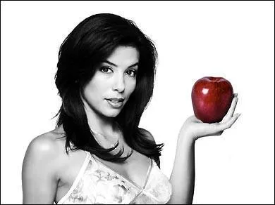 Comment s'appelle celle qui est sa voix fran�aise, dans  les Feux de l'amour ,  Desperate Housewives  ainsi que dans  Le fant�me de mon ex- fianc�e  ?