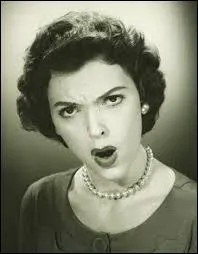 Dans quelle chanson y a-t-il une femme qui fait des YEUX furibonds ?