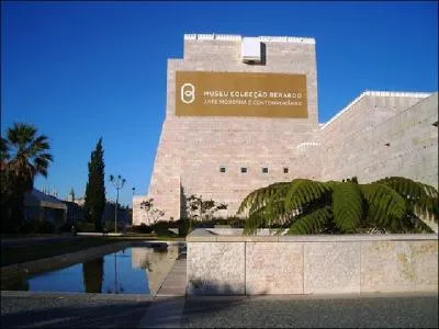 O doit-on se rendre pour visiter le muse  Berardo  ?