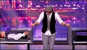 Quel est le premier candidat qui est pass  la premire audition ?