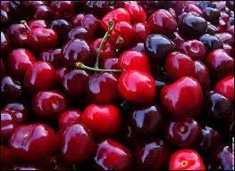 Une cerise se dit  cherry  en anglais Quel est son pluriel ?