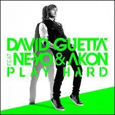 Quelle catgorie de personnes nous ne voyons pas dans la chanson  Play Hard  de David Guetta ?