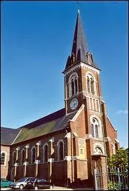 Je vous prsente l'glise Saint-Pierre, dans la commune Seinomarine (76) de Saint-Pierre-de-Varengeville. Elle se situe en rgion ...