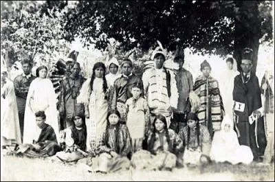 De quel ensemble faisaient partie les Cherokee d'apr�s les blancs ?