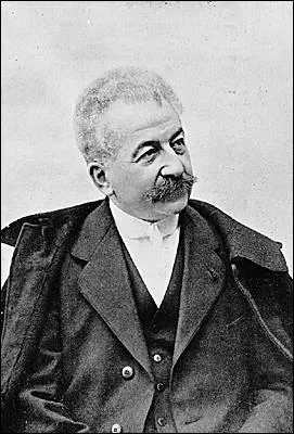 Le 10 juin, le franais Auguste Lumire invente un nouveau procd : l'autochrome. Il rvolutionne ainsi :