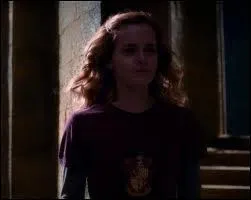 Pourquoi Hermione fait-elle cette tte ?
