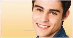 Il est, ou a... ... .