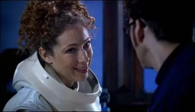 Dans l'pisode  Bibliothque des ombres  ( Silence in the library ), qui le Docteur rencontre-t-il pour la 1re fois ?