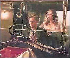 Que dit Rose  Jack avant qu'ils fassent l'amour ?