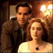 Quel est le nom du collier qu'offre Cal  Rose