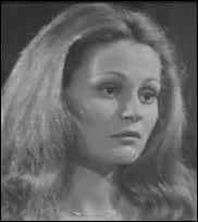 Quelle actrice fit ses dbuts  la tlvision en 1967, aux cts de son frre Pierre, dans la srie  En votre me et conscience  ?