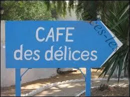 Qui chante  Au caf des dlices  ?