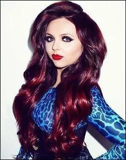 Quel est le nom complet de Jesy ?