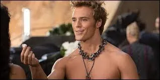 Qui est ce charmant personnage et que fait-il  Katniss ?