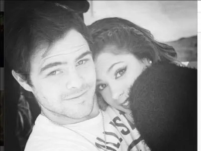 Avec qui est-elle en couple ?