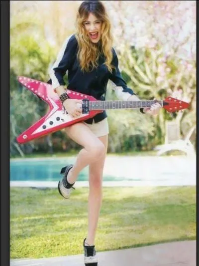 Quel est son style vestimentaire ?