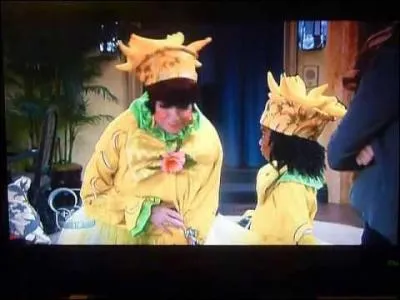 Comment les enfants l'ont-elle surnomme ? (Saison1 : pisode 6)