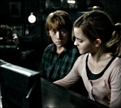 Si vous tes malin, vous verrez que cette question rpond  la question d'avant. Sinon, tant pis ! Condamns  rester enferms (il y a des mchants dehors), que font nos amis ?