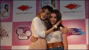 Pourquoi a-t-elle rigol sur la chanson  Hoy somos ms  ?