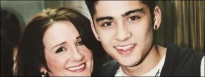 Comment s'appelle sa mre ?