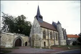 Folleville est une ville picarde situe dans le dpartement n ...