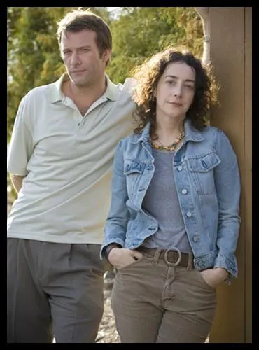 Dans la srie  Hung , produite par HBO, son personnage, Ray Drecker, est un entraineur de basket divorc et pre de deux adolescents qui devient, pour arrondir ses fins de mois :