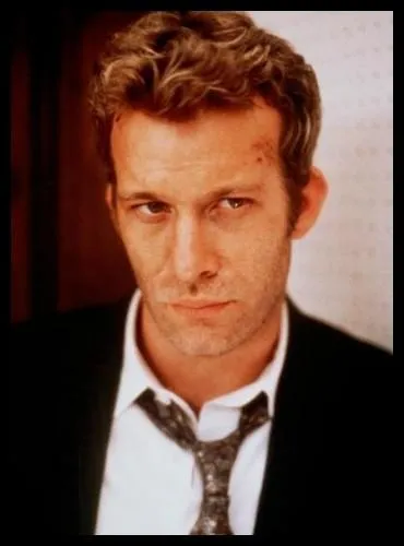 En 2000, il joue dans le film  Suspicion  avec Gene Hackman et Monica Bellucci. De quel film franais ce long-mtrage est-il le remake ?