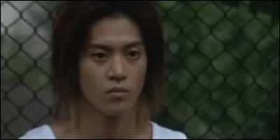 Kôji Enami tente de passer à l'âge adulte, après de s'être fait traiter de puceau. C'est le drama :